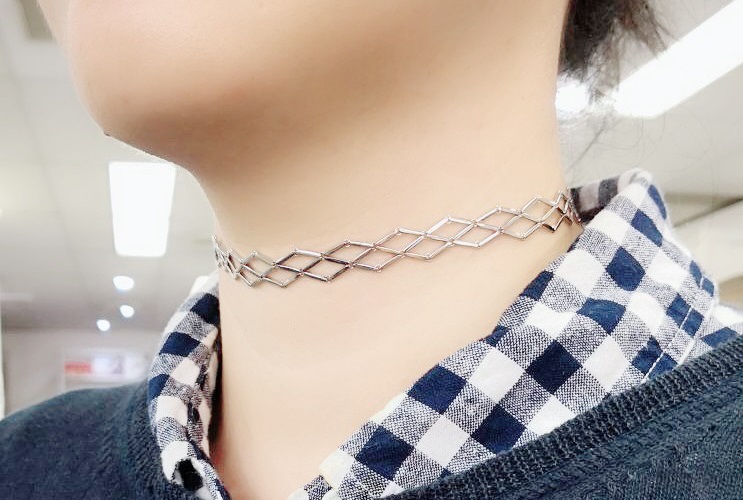 Whispering Lace Choker