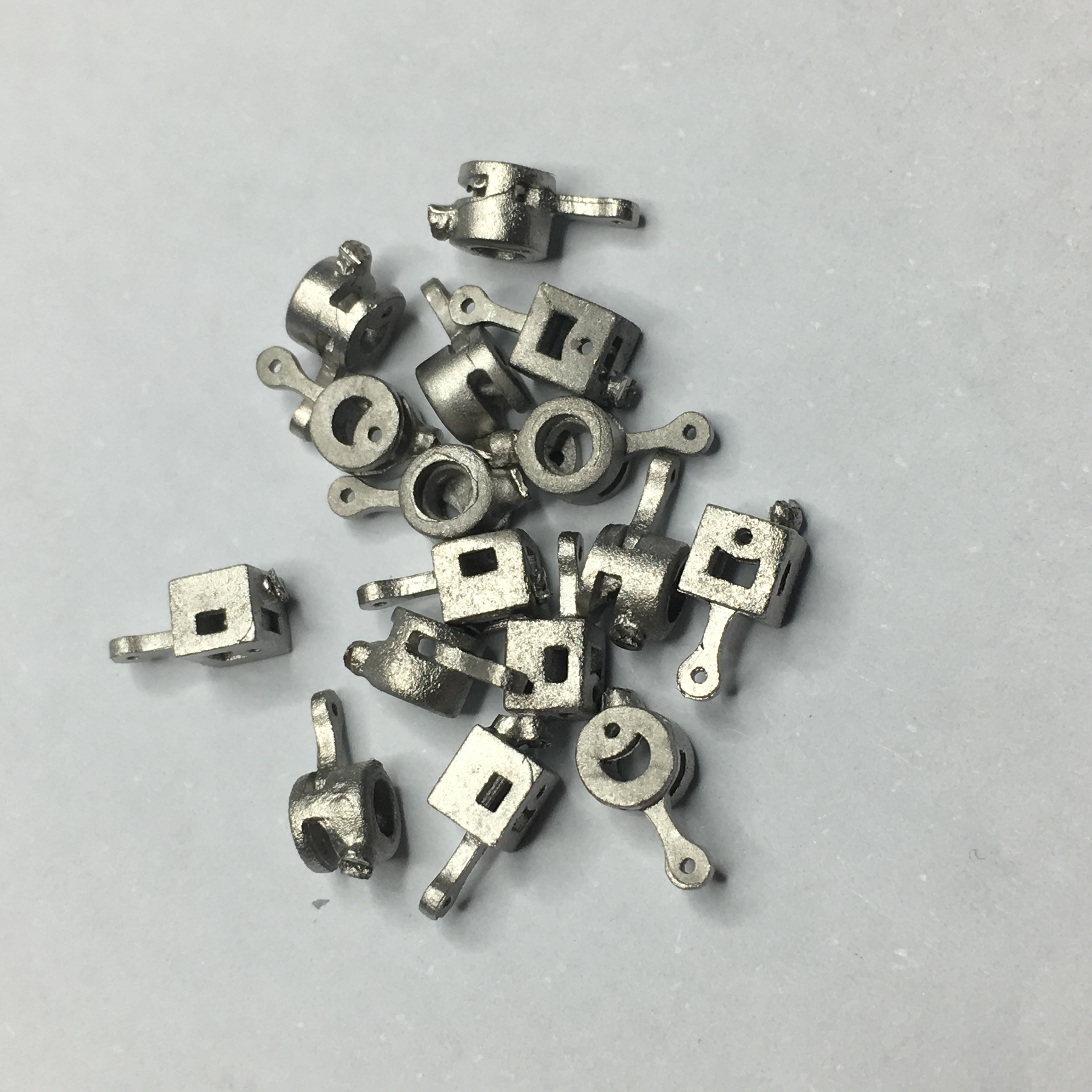 Platinum jewellery metal